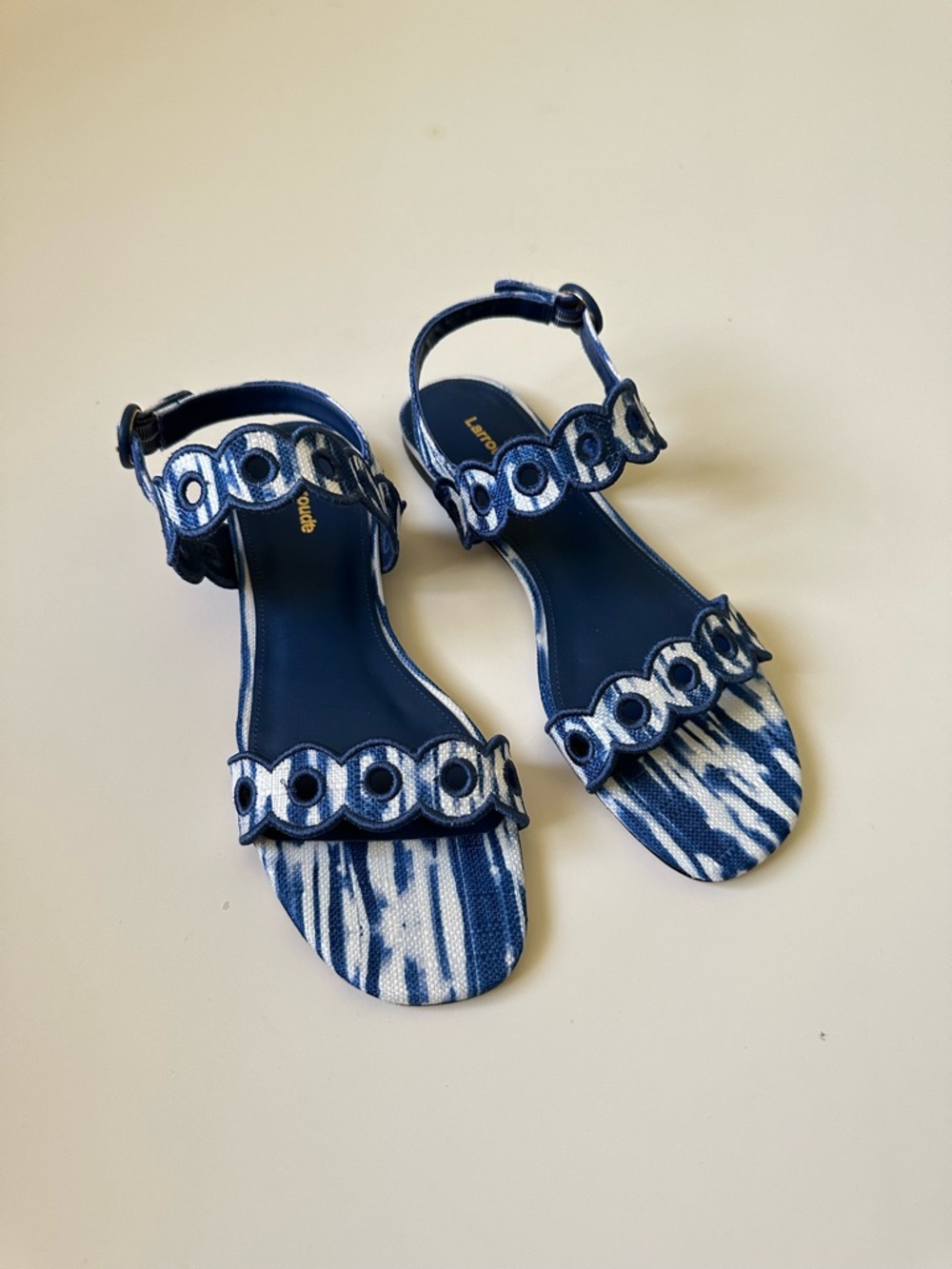 Larroude Florence Broderie Tie-dye Canvas Scallop Flat sandal Ankle Strap NWOT~9